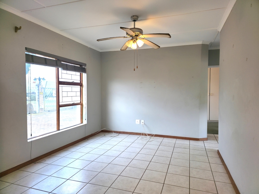 2 Bedroom Property for Sale in Jeffreys Bay Central Eastern Cape